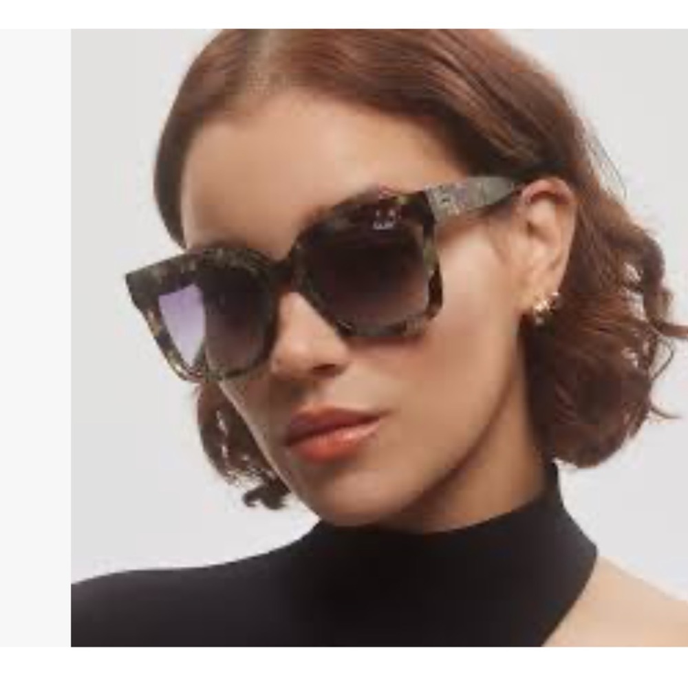 NEW! Rare Quay ICY polarized green sunglasses